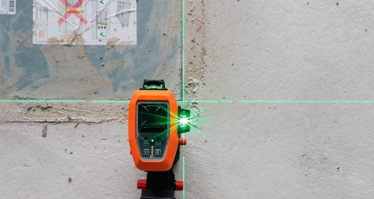 Nedo X-Liner 4D green bouwlaser actief op de bouwplaats