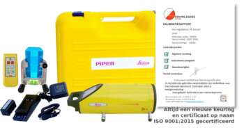 Leica Piper 200G groene rioollaser set met accessoires en kalibratiecertificaat uitgestald voor de transportkoffer.