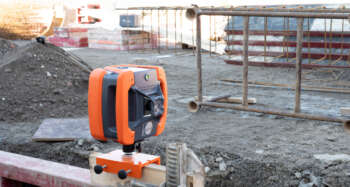 Nedo Primus3 HVA in gebruik bij verticaal uitlijnen