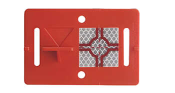 Rothbucher RS30 rood meetmerk close-up op witte achtergrond