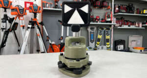 WILD Heerbrugg reflectorstation GDF22 + GZR2 + GZF11 target (refurbished A-grade)”